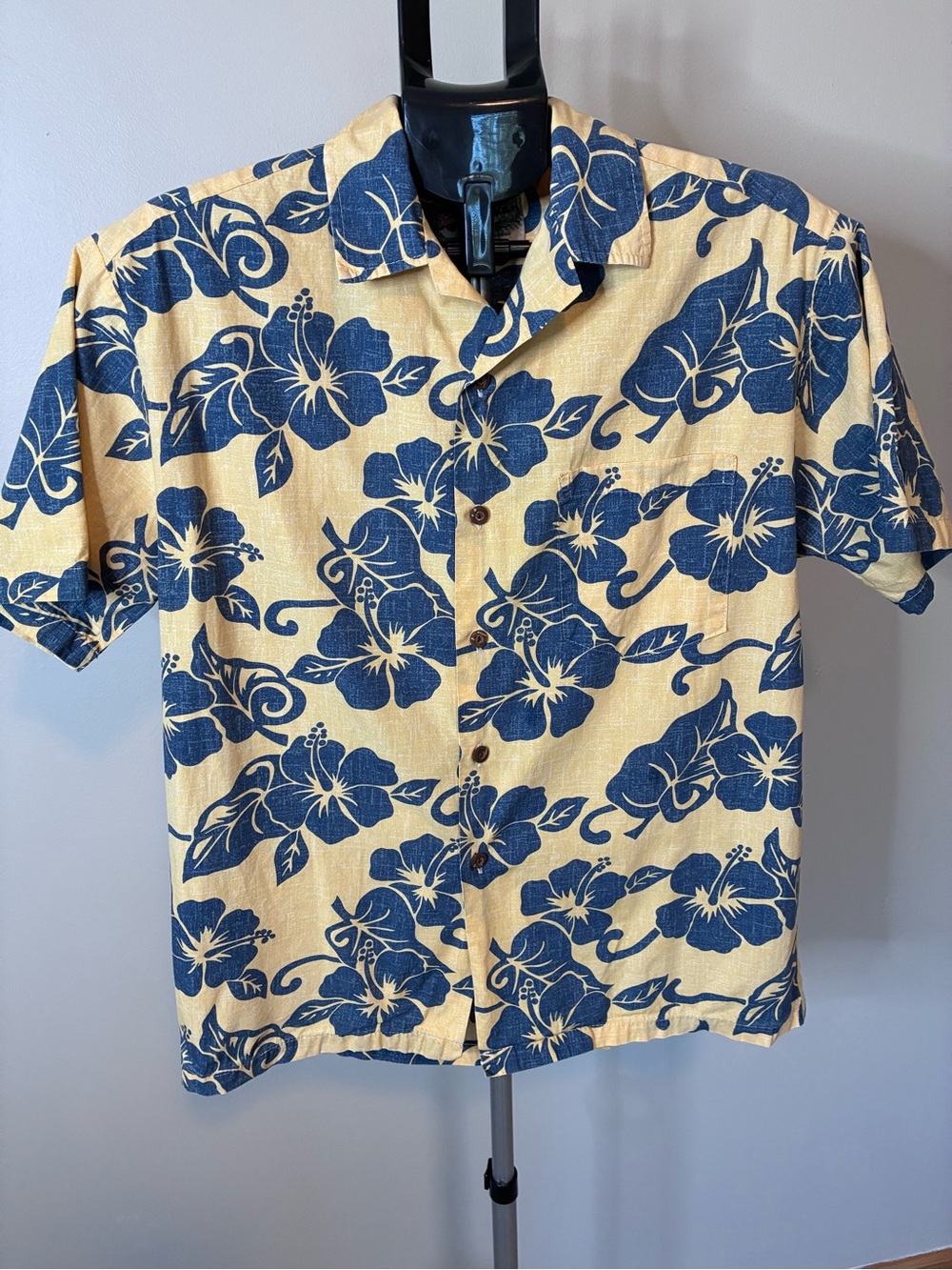 Vintage Hilo Hattie Men’s S Hawaiian Shirt Hibiscus Made in Hawaii